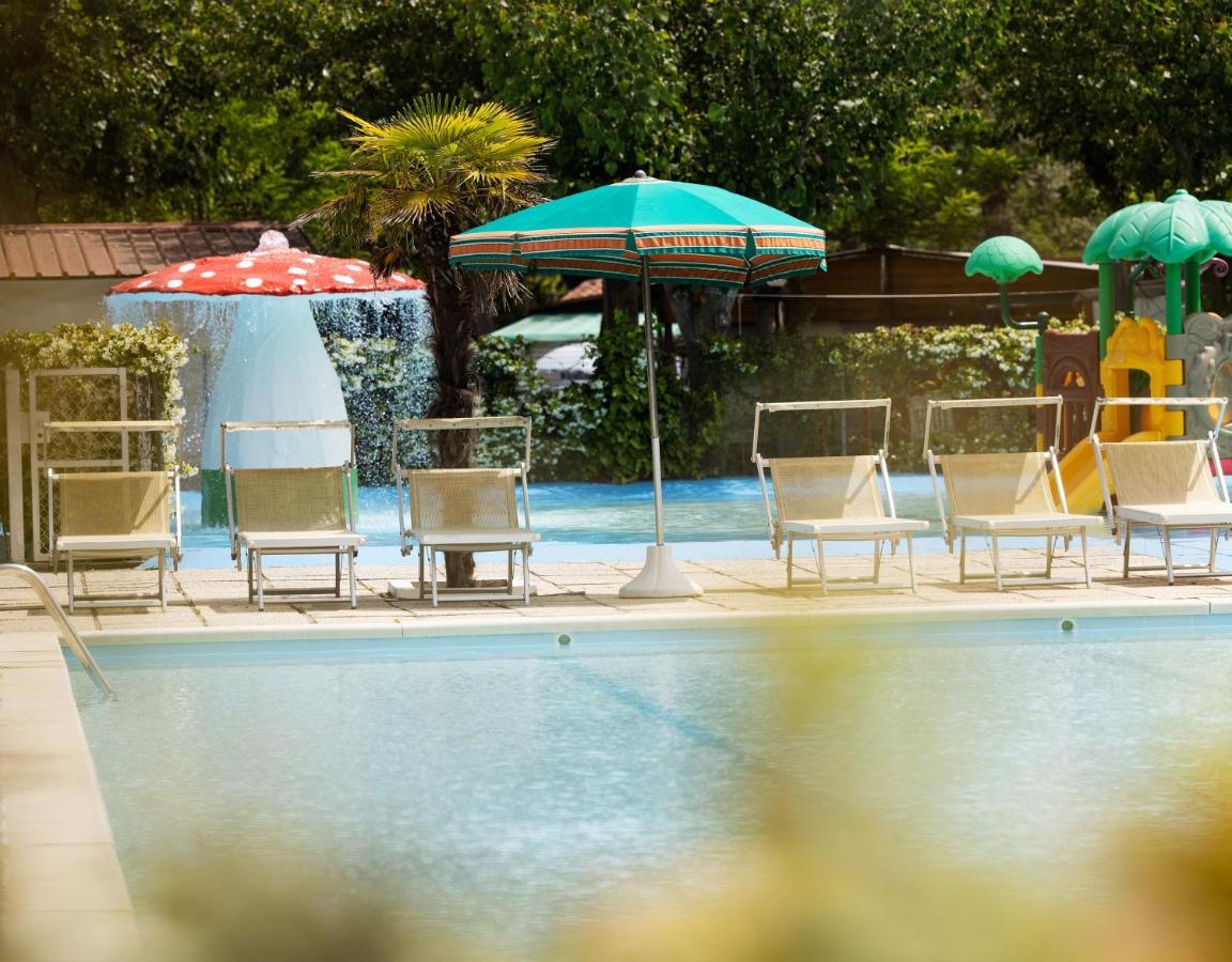 Camping Classe Village Lido di Dante Exteriér fotografie